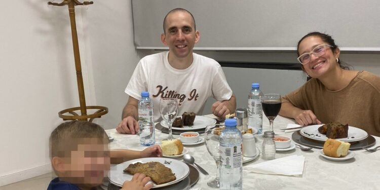 Nahuel Gallo espera el alta para regresar a Catamarca tras 448 días como rehén en Venezuela