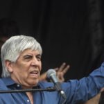 Moyano firmó un nuevo acuerdo salarial para camioneros que satisface al Gobierno