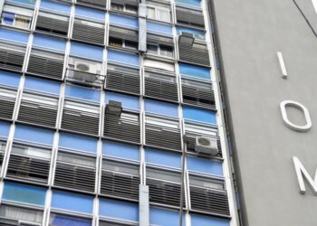 Psicólogos del Distrito XI suspenden atención por IOMA ante retrasos y problemas administrativos