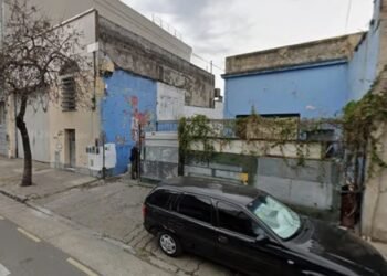 Tragedia en La Paternal: un obrero falleció al caer de tres metros en una demolición