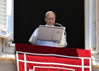 El papa expresa su consternación por la guerra en Oriente Medio y clama por la paz