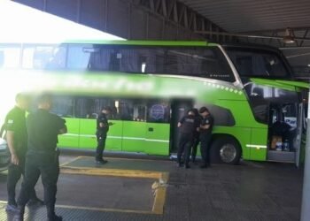 Hallan sin vida a pasajera de micro en Posadas tras viaje desde Buenos Aires