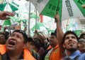 Gremios argentinos firman acuerdos salariales por debajo de la inflación a un año del mandato