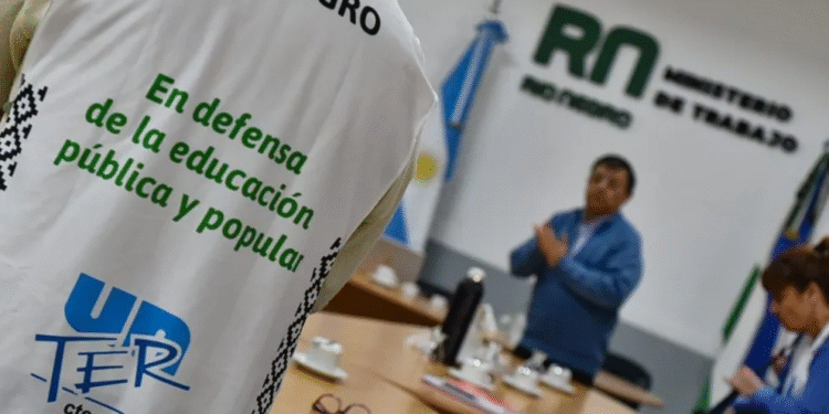 Paritaria docente en Río Negro: UnTER cuestiona propuesta del Gobierno y convoca a asambleas