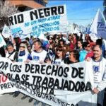 Docentes de Río Negro anuncian paro por el 8M y exigen convocatoria a paritaria antes del 11