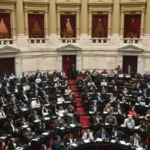Cámara de Diputados debate la Ley de Glaciares y promete una sesión maratónica hasta la madrugada