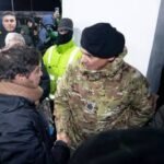 Kicillof en Tierra del Fuego: Vigilia por Malvinas y fuertes críticas a la gestión de Milei