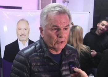 Héctor Gay propone suprimir una cámara legislativa en la Provincia de Buenos Aires