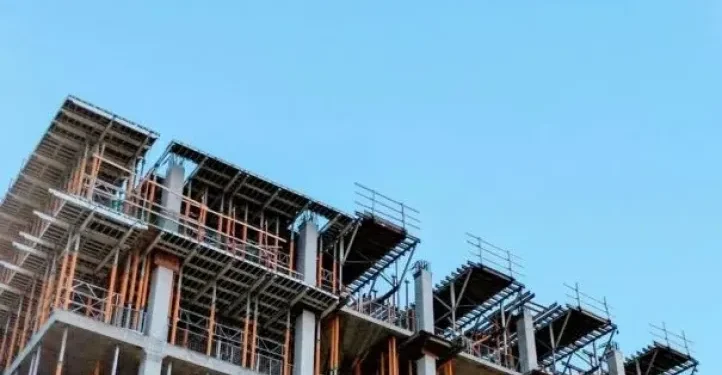 Denuncian a empresarios por fraude millonario en proyecto inmobiliario de Costa Rica en CABA