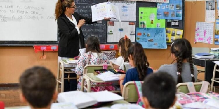 Definición de paritaria docente en Córdoba: asamblea crucial el lunes entre aceptación y rechazo