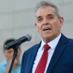 Chubut convocará a paritaria docente y asegura pago de sueldos para el inicio de mayo