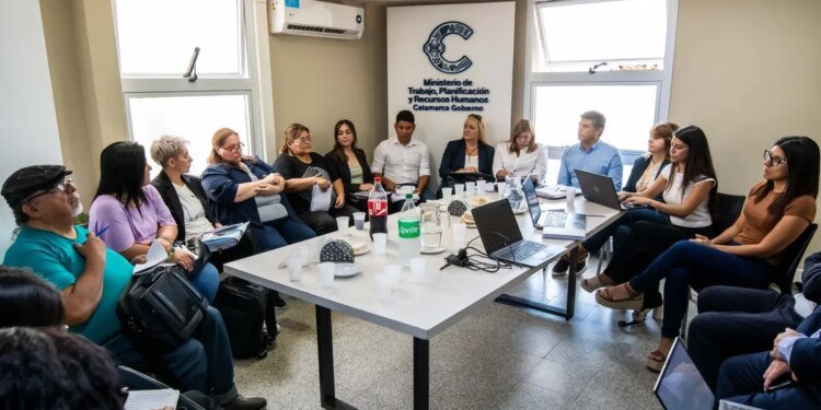 Polémica en Catamarca por nuevo sistema de votación en la paritaria docente