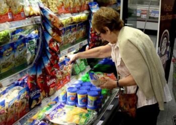 Descuentos para jubilados en abril: ¿cuánto se puede ahorrar en supermercados?