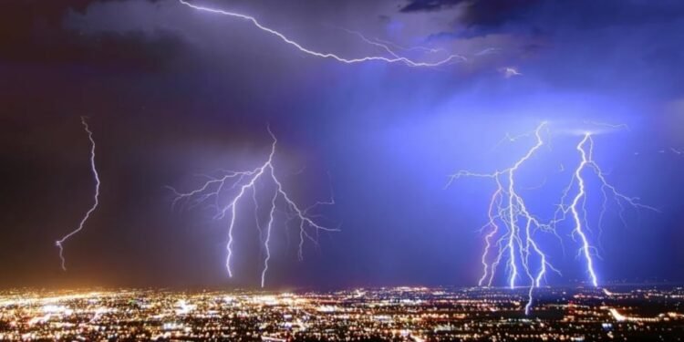 Alerta en la Provincia de Buenos Aires por lluvias intensas y vientos: ¿cómo prepararse?