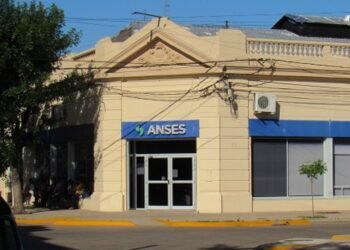 ANSES confirmó las fechas de cobro de abril para jubilaciones y asignaciones familiares