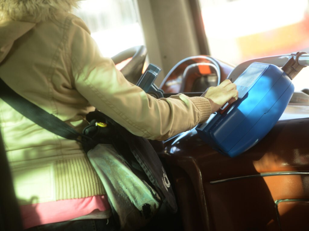 Inflación de marzo: aumentan 5,4% los colectivos en mayo y el dólar rebasará los $1.760