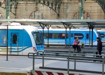 Descarriló tren Sarmiento en Liniers: complicaciones y demoras en el servicio