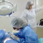 Facultad de Odontología atiende gratis en protesta por la Ley de Financiamiento Universitario