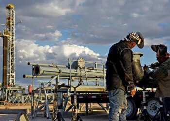 Cierre de paritaria 2025-2026: Acuerdo de incremento salarial en el sector hidrocarburífero