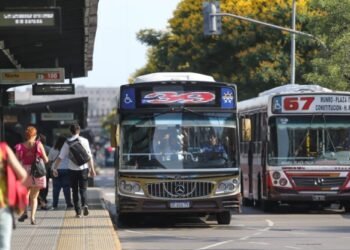Colectivos: el AMBA espera recuperar servicio tras paros y negociación con el Gobierno