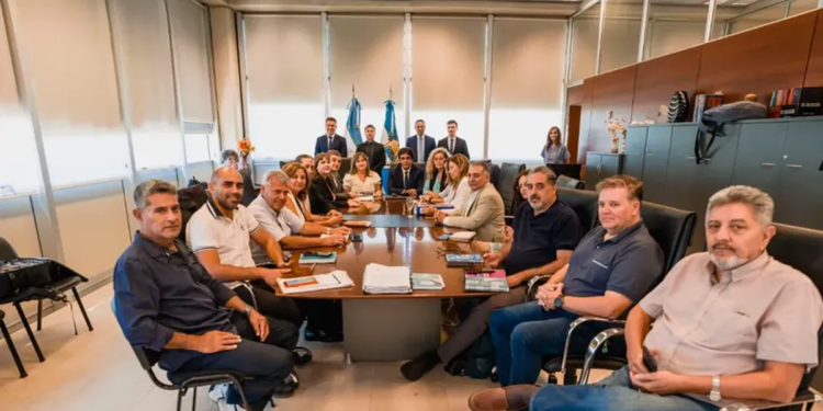 Nueva reunión paritaria docente en San Juan: Gobierno y gremios buscan acuerdo salarial