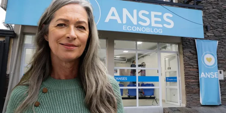 Aumento de la Pensión Universal para el Adulto Mayor llega en mayo: ¿cuánto será ahora?