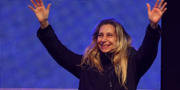 Karina Milei y Santilli se reúnen en Suipacha: arranca la carrera electoral 2027 en la Provincia de Buenos Aires