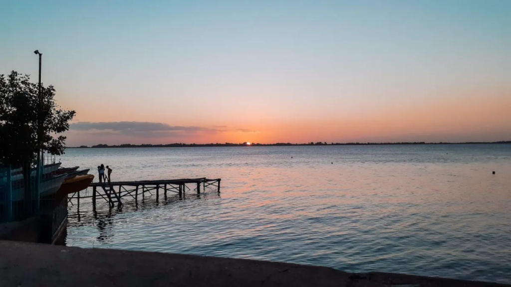 Chascomús: la escapada ideal para disfrutar de la Fiesta de la Empanada Campera