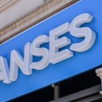 Hoy se abonan los haberes a jubilados y AUH: ¿Cuánto cobrarán en abril?