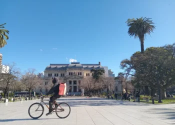 Proponen eliminar el Senado y extender la boleta única en la Provincia de Buenos Aires