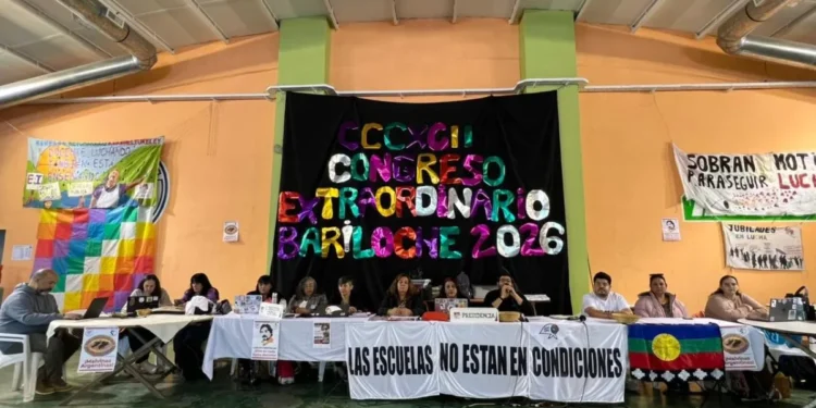 Congreso de UnTER en Bariloche define postura para paritaria y repudia despido de delegado