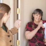 Salarios de niñeras y cuidadores en abril 2026: expectativas de nuevas paritarias