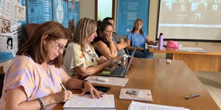 UTELPa exige reabrir paritarias docentes y establece prioridades en nuevos plenarios