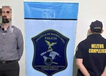 Detienen a un falso abogado por falsificar la firma de una jueza en San Martín