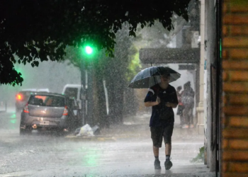 Alerta amarilla: tormentas fuertes y ráfagas de hasta 80 km/h en la Provincia de Buenos Aires