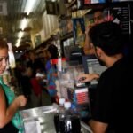 Paritarias de Comercio: el salario de los cajeros de supermercado en mayo de 2026
