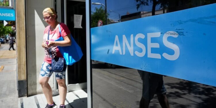 PUAM de ANSES: ¿cuánto aumentará la pensión en mayo y quiénes podrán acceder?