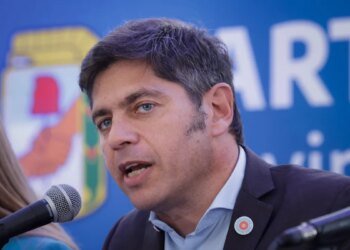 Kicillof refuerza entrega de medicamentos en la Provincia de Buenos Aires tras recortes nacionales