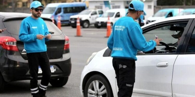Multas de tránsito en Provincia de Buenos Aires: aumento del 16,8% que impacta desde mayo