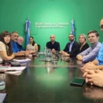 Gremios estatales se preparan para importante reunión con la Provincia sobre salarios y derechos laborales